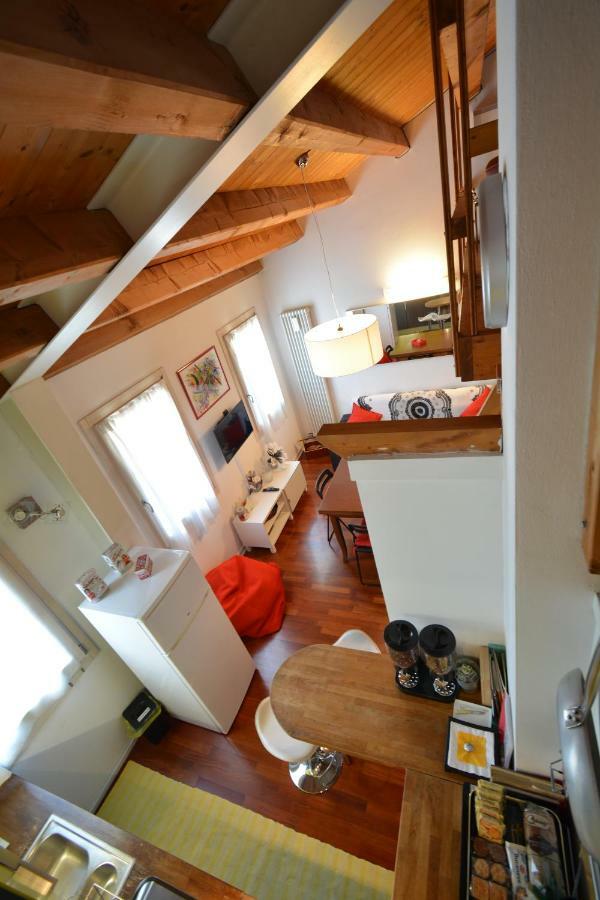 Casa Vacanze Chez La Reine - Holiday Home Vicenza Exteriör bild