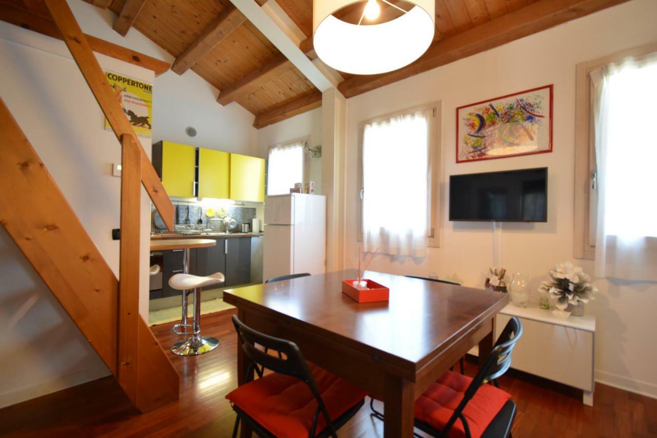 Casa Vacanze Chez La Reine - Holiday Home Vicenza Exteriör bild