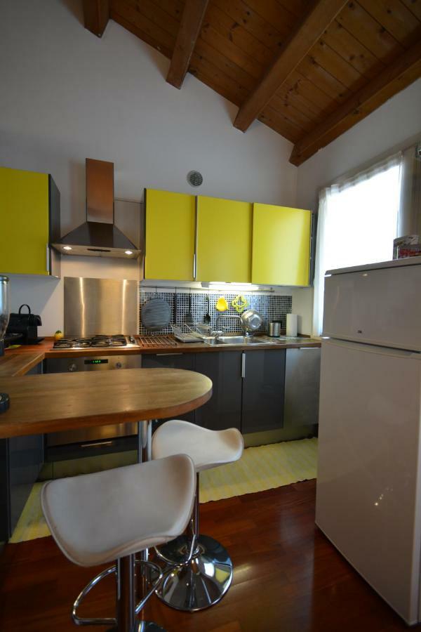 Casa Vacanze Chez La Reine - Holiday Home Vicenza Exteriör bild