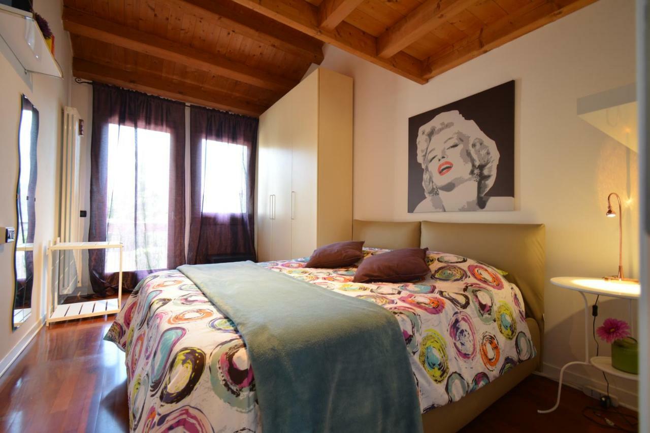 Casa Vacanze Chez La Reine - Holiday Home Vicenza Exteriör bild